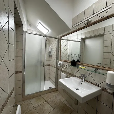 Re Vincy - Penzion *